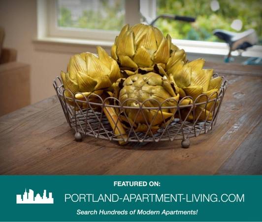 $1,895 / 2br - Amazing 2 Bed Available at Daveneaux! Call or Text Now! (NE Portland, NE Couch, Laurelhurst, Buckman)63914854216194120
