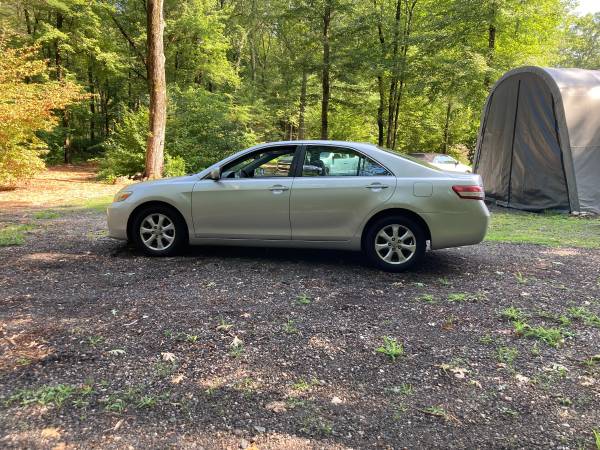 2011 TOYOTA CAMRY LE - $7,900 (MILLIS)63469917565313120