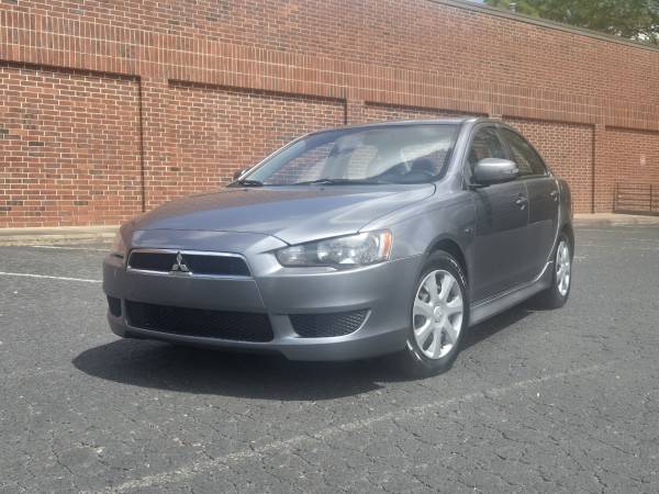 2015 MITSUBISHI LANCER ES  ..... TÍTULO LIMPIO  ... UN SOLO DUEÑO LOCAL - $4,900 (Charlotte)63613360298241120