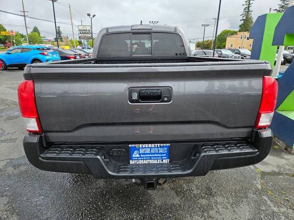 **Super Sale** 2017 Toyota Tacoma SR5 V6 **Financiamos** - $22,999 (#1 Selección de Vehículos Usados baysideautosales.)63611912167297123