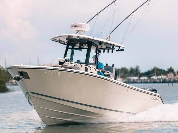 Cobia 285 Open 1