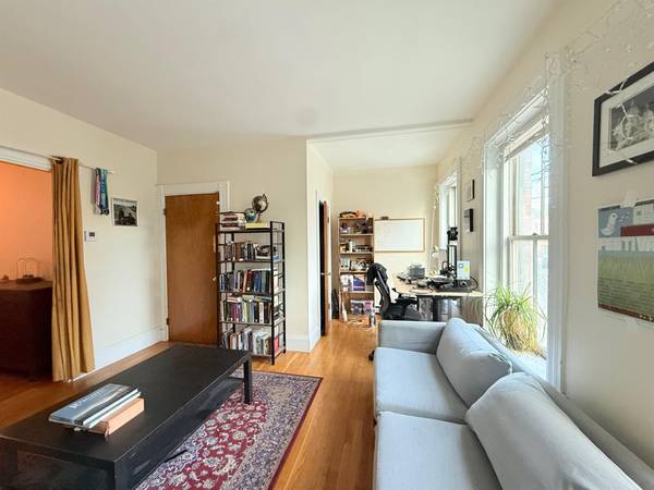 $2,395 / 1br - 700ft2 - Union Square 1 Bed with parking + deck! (Union Sq.)63655181008387121