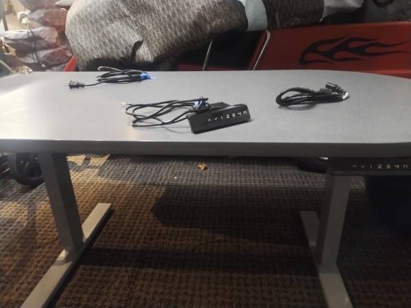 Power Desk/ table 1
