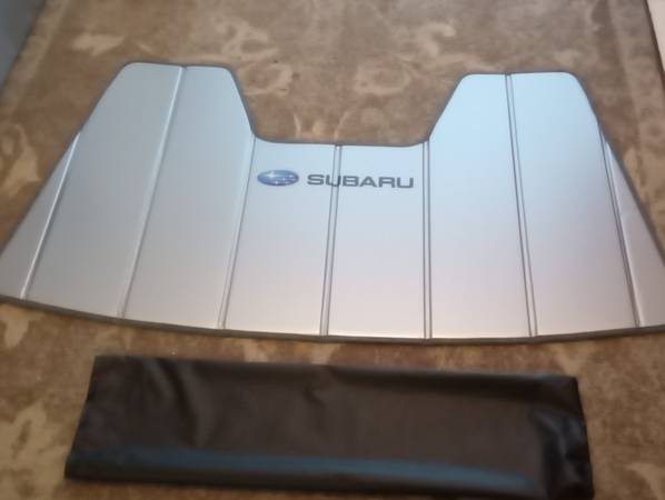 Subaru Windshield Sunblock 1