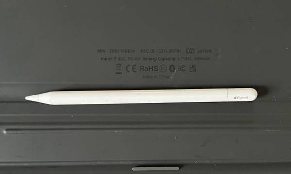 APPLE USB C 1