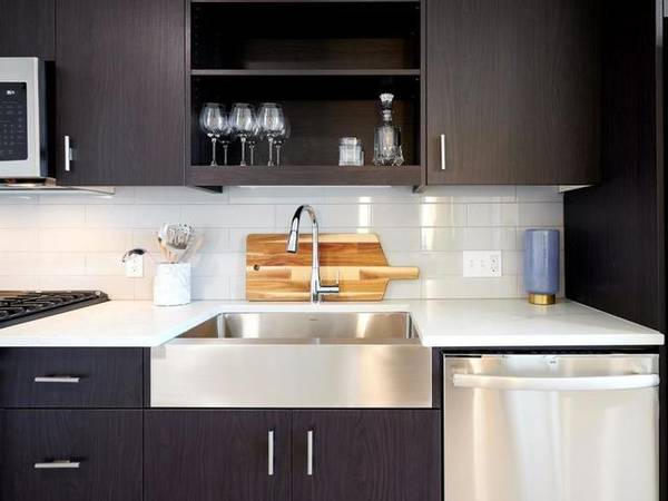 $1,650 / 1br - 603ft2 - Must-See 1 BR/1 BA Oasis with High Ceilings, Proudly Managed by Av (Central Eastside)63777384905217120
