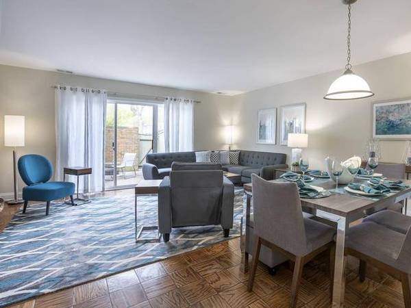 $2,130 / 1br - 580ft2 - Shaker-style Cabinetry, Patio, Microwave, Washer and Dryer Connections (Norwood)63620394833665123