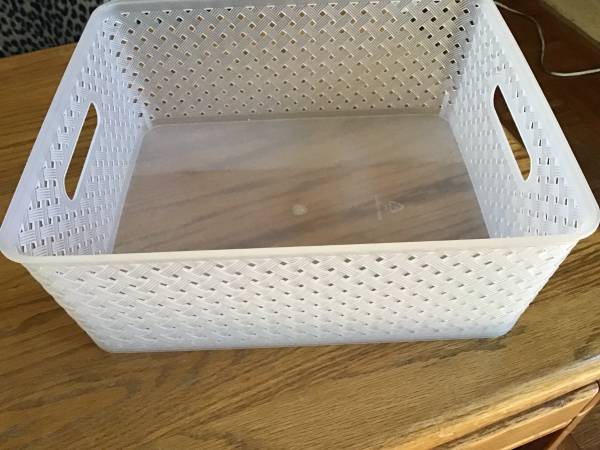 Assorted baskets,see size in description.$5-8 1