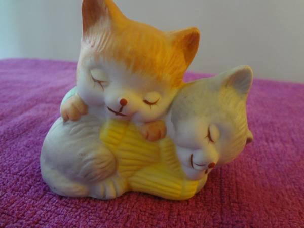 Kitties Bisque Figurine 1