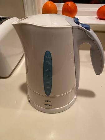 GERMAN MADE BRAUN ELECTRIC KETTLE 1