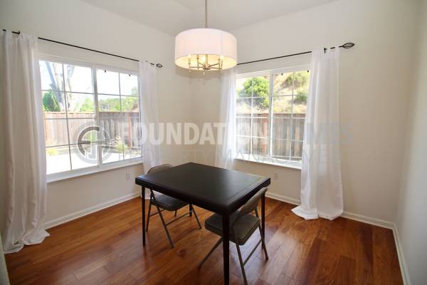 $3,750 / 2br - 1190ft2 - Bright Renovated 2BD/2.5BA Near China Camp - FOUNDATION (san rafael)64017516026498124