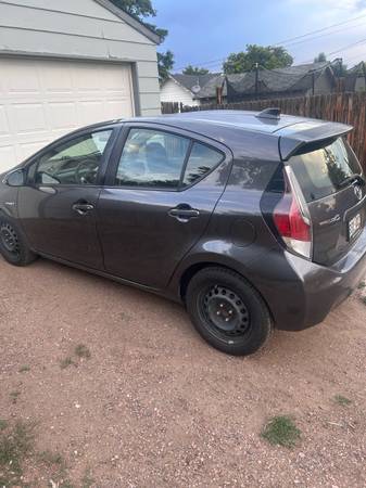 2015 Toyota Pruis C - $8,000 (Denver)63619768113409120