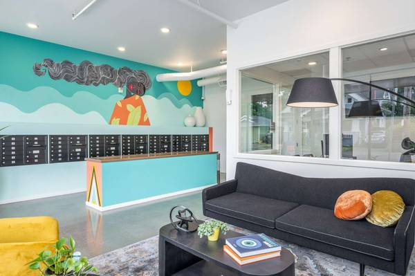 $1,223 / 443ft2 - Modern Studio Central Location! Pets Welcome! In Unit W/D! (Portland - 7-Minute Drive to Mt. Tabor Park)63672512178947123