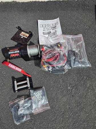 2500 lb winch 1