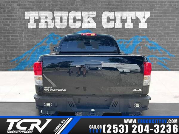 Camioneta Toyota Tundra Grade doble cabina elevada del 2010 - $17,999 (Sumner, WA)63469889962881123