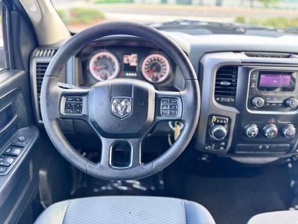 2017 RAM Express Quad Cab - Photo 12