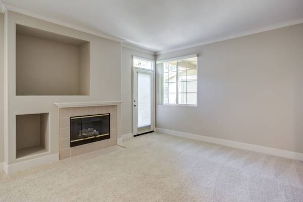 $2,853 / 2br - 998ft2 - Granite Countertops, Located in San Diego, 2 Bed (11600 Compass Point Dr N, San Diego, CA)63657260689667121