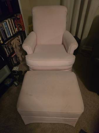 Pink Nursery Glider and Matching Gliding Ottoman 1
