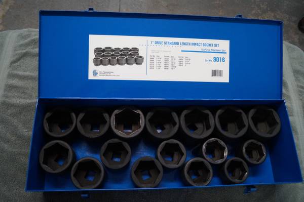 Grey Pheumatic 1" drive 16 piece socket set 1