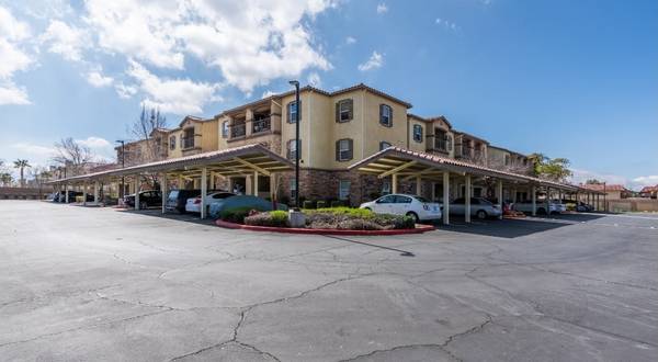 Refrigerator, Gas Range, Air Conditioner 1