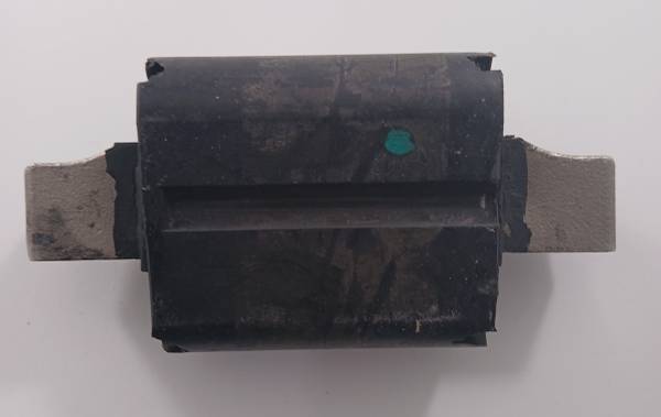 Evinrude upper motor mount  p/n 432017 1