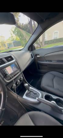 2014 Dodge Avenger SXT - $3,995 (Holiday)63612027447041123