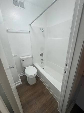 $759 / 460ft2 - A unique fusion of convenience and luxury. Available now! (Corpus Christi)64036541194498124