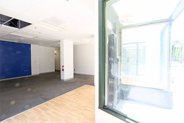 $2,000 / 1100ft2 - Spacious Commercial in Polk Gulch,Ceiling-height windows (1318 Polk) (nob hill)63759598569217123