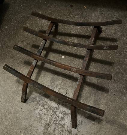 Fireplace iron log grate 1