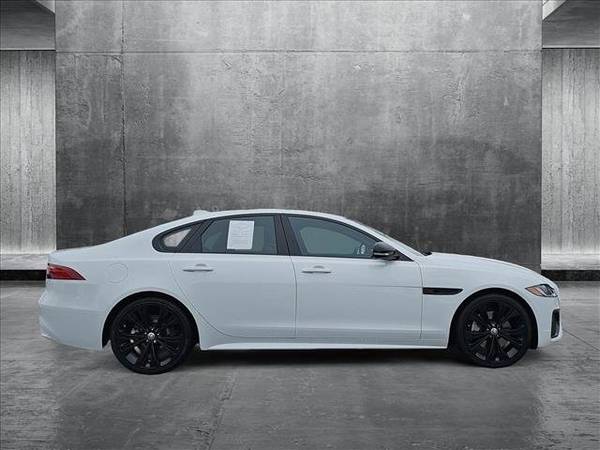 2024 Jaguar XF Sedán Certificado R-Dynamic SE - $37,177 (Jaguar Land Rover White Plains)63469911096577123