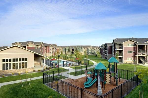 $1,227 / 1br - Breakfast Bar, State-of-the-Art Fitness Center, 1/bd 1/ba (701 Alta St SW, Olympia, WA)63808107259267124