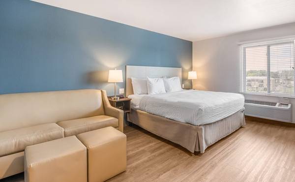 $1,904 / 1br - Month-to-Month Flexibility - No Lease, No Deposit, No Long Commitment! (5001 W 79th Street, Burbank, IL)63898858232962124