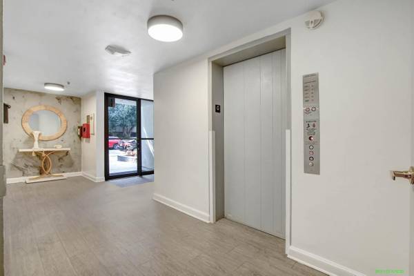 $2,792 / 1br - 660ft2 - Ceiling Fan(s) + SS Appliances + Remodeled 1 Bedroom in Westwood (Close to UCLA)63701185972995124