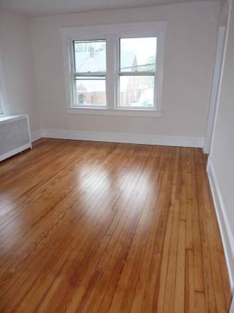 Comfortable 1BR Apartment Available — photo 1 of 6
