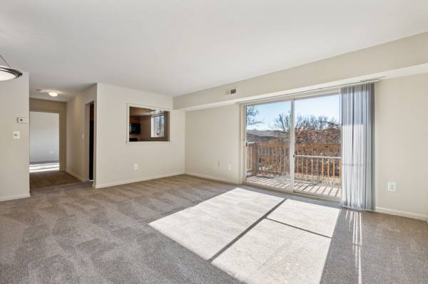 $1,489 / 1br - ¡Encuentra tu apartamento ideal en Fallstaff Manor Apartments! (Mt. Washington/ Baltimore)63694446705795124