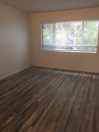 On-Site Maintenance, Cable Ready, BBQ/Picnic Area 1