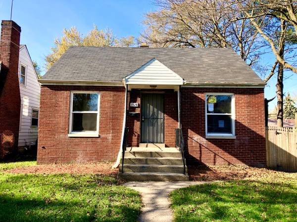 $1,295 / 3br - 3528 TYLER ST (GARY)64041646427650120