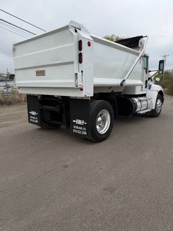 2011 Kenworth T3 70 - Photo 4