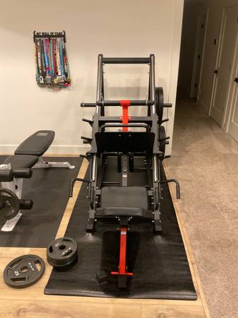 Leg Press Machine 1