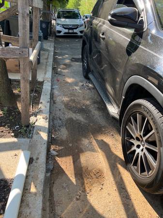 2018 Toyota Highlander SE, asiento capitán - $19,900 (Brooklyn)63618009827971123