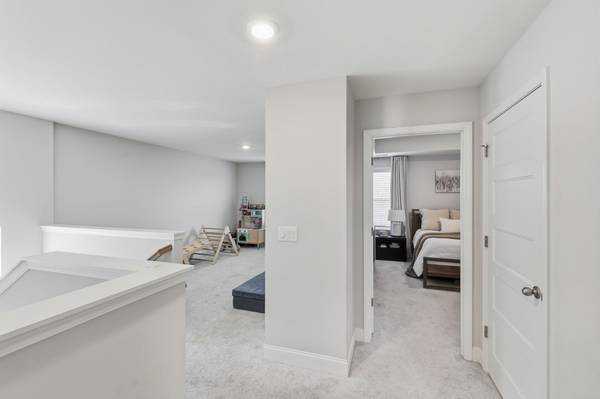 $1 / 4br - 2397ft2 - Casa Goodall de 2 años: ¡$60K en mejoras, zonas escolares Station Camp!64148837521539124