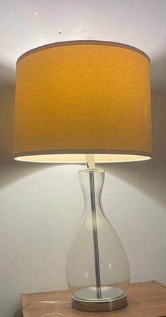 ✨💡 MODERN GLASS BASE TABLE LAMP — $35 💡✨ 1