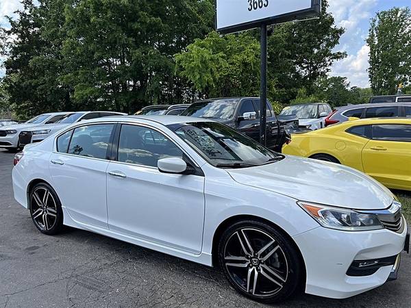 2017 Honda Accord Sport SE - $12995.0063621237002497121