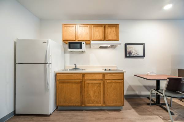 $1,350 PET FRIENDLY63693502279937124