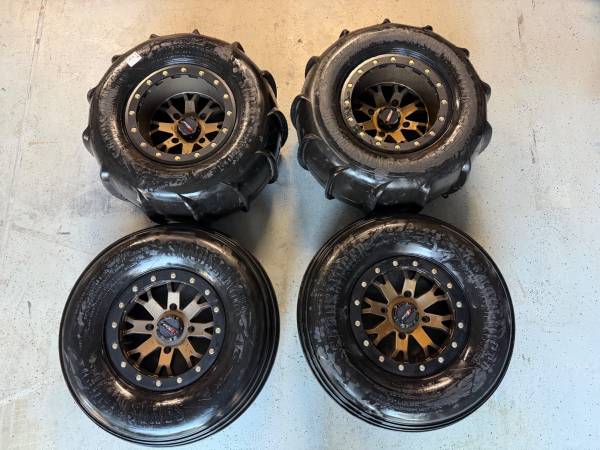 NEW SandSlinger/ Method 3 Beadlock Paddle Tire Can Am Honda Talon 1