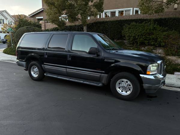 2002 Ford Excursion 7.3L Turbo Diesel - Fits 8 people - $7,900 FIRM 1