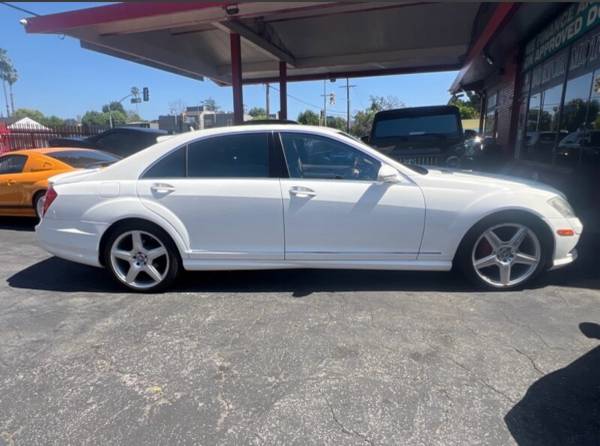 2007 MERCDES BENZ S550 4DR SEDAN - $8,988 (818- 841-6100) (North Hollywood))63624607311361121