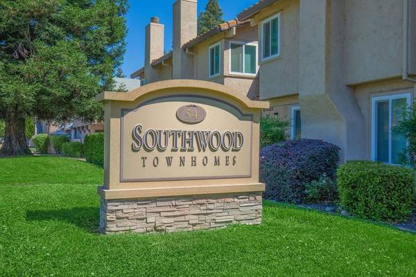 2/bd, High-speed Internet Access, Easy Access to Freeways 1