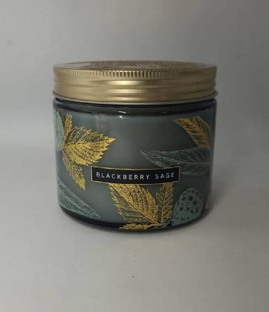 NEW Bellevue Luxury Two Wick Blackberry Sage Soy Candle 12 OZ 1
