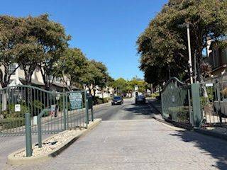 Townhome  in Marina Bay, Richmond, CA 1